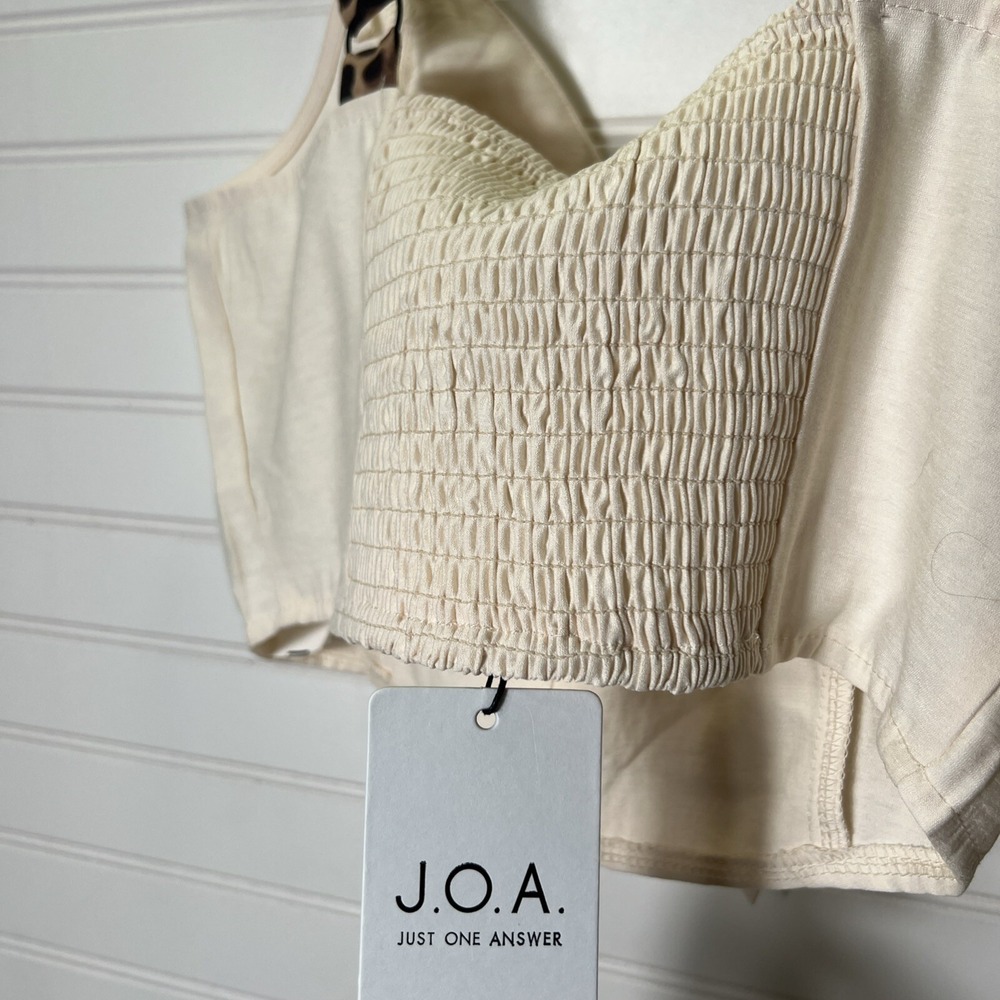 J.O.A. Crop Top Womens XS Ivory Front Tie Sleeveless Festival Animal Print Boho - Picture 3 of 6